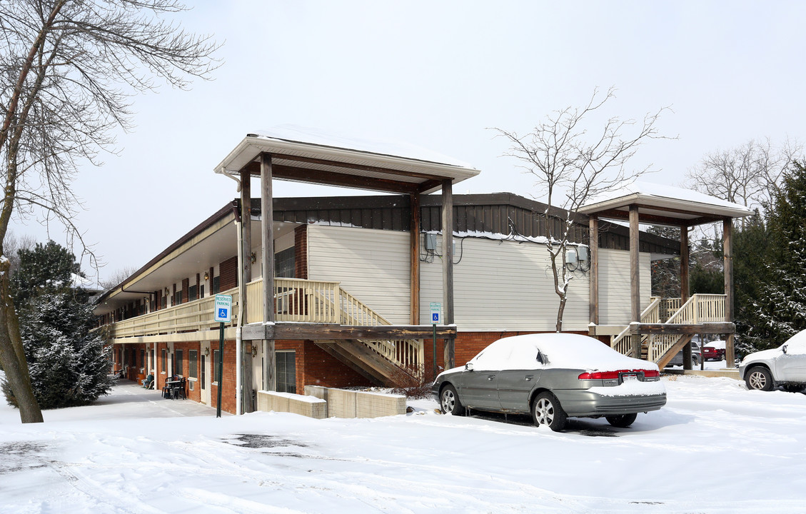 Durling Crossing in Wadsworth, OH - Building Photo