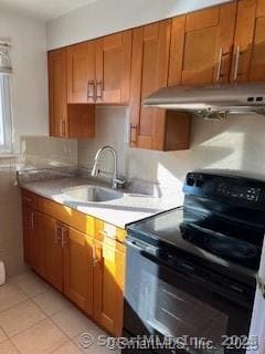 128 Woodland Dr in Montville, CT - Building Photo - Building Photo