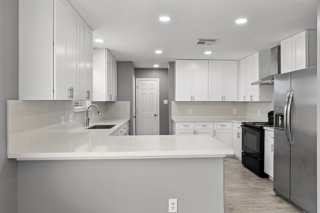 14642 Alannah Lagoon Ct in Houston, TX - Building Photo - Building Photo