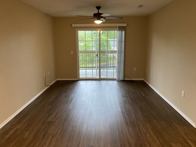 144 Humanity Ln, Unit D in Branson, MO - Building Photo - Building Photo