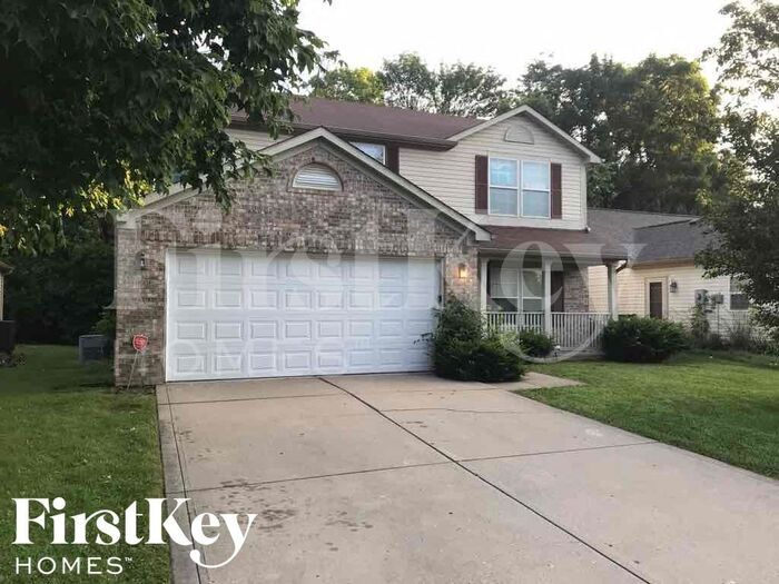 10850 Snowdrop Way in Indianapolis, IN - Building Photo