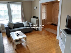 12 Westbourne Rd, Unit 1 in Newton, MA - Building Photo - Building Photo