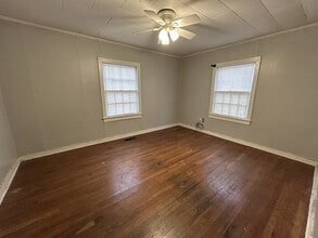 955 N Curtis Ave in Pea Ridge, AR - Building Photo - Building Photo