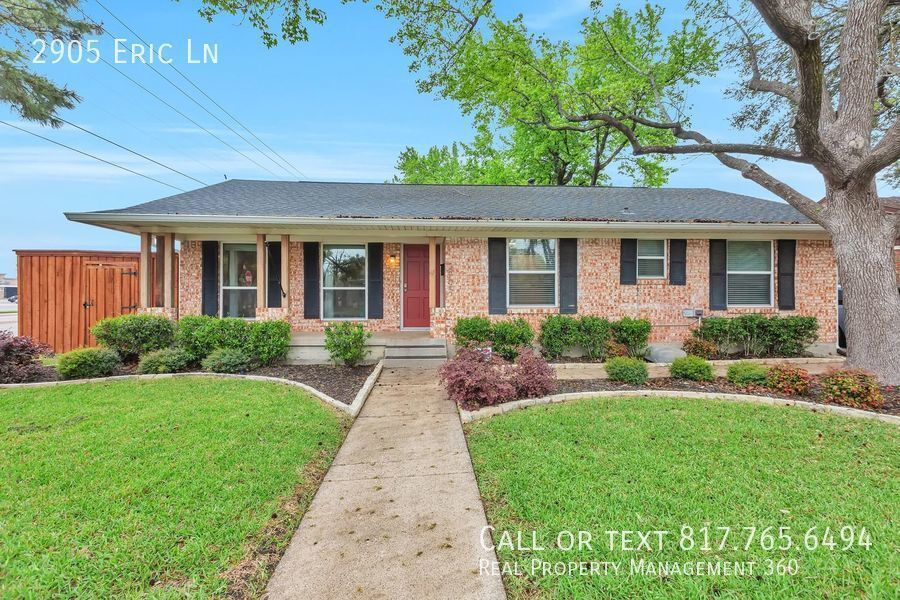 2905 Eric Ln in Farmers Branch, TX - Foto de edificio