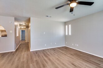 3034 Conflans Rd in Irving, TX - Building Photo - Building Photo