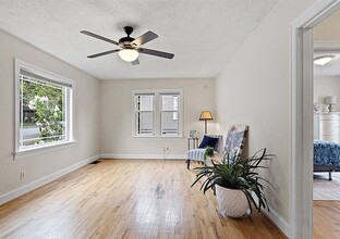 514 5th St NE in Puyallup, WA - Building Photo - Building Photo