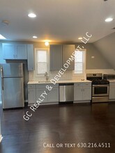 3510 W Irving Pk Rd in Chicago, IL - Building Photo - Building Photo