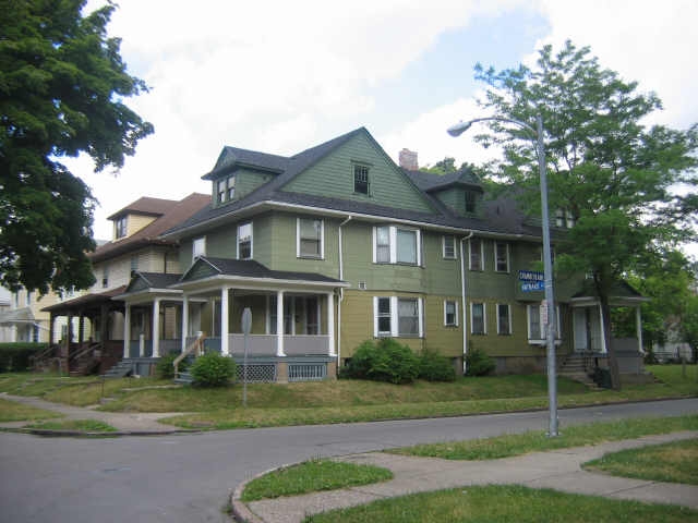 570-572 Hayward Ave in Rochester, NY - Building Photo - Building Photo