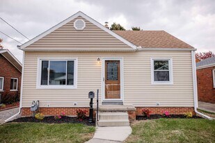 5414 303rd St in Toledo, OH - Building Photo