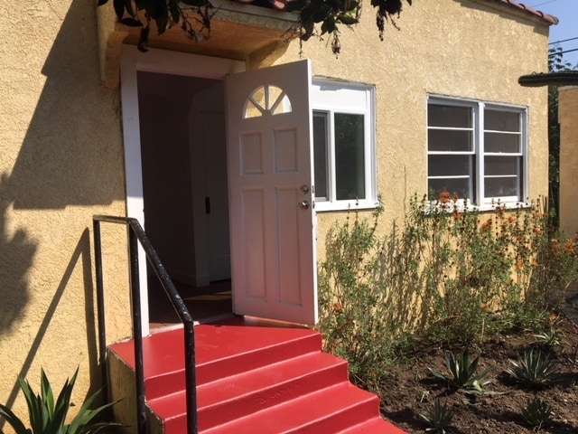 property at 3418 Cattaraugus Ave