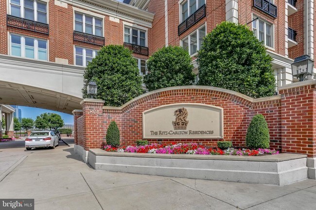 801 Key Hwy-Unit -153 in Baltimore, MD - Foto de edificio - Building Photo
