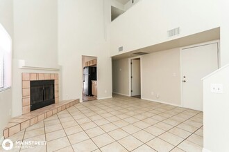 1764 E Calle Grandiosa in Tucson, AZ - Building Photo - Building Photo