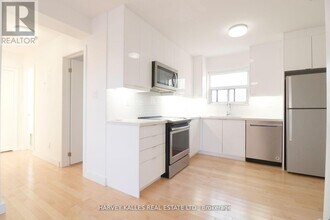 4 Benson Ave in Mississauga, ON - Building Photo - Building Photo