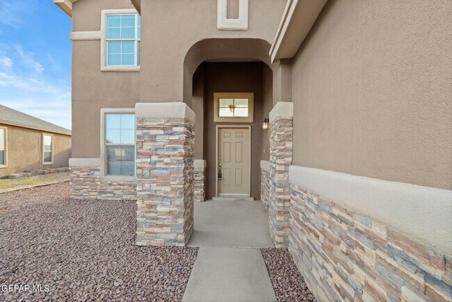 14335 Alma Point in El Paso, TX - Foto de edificio - Building Photo