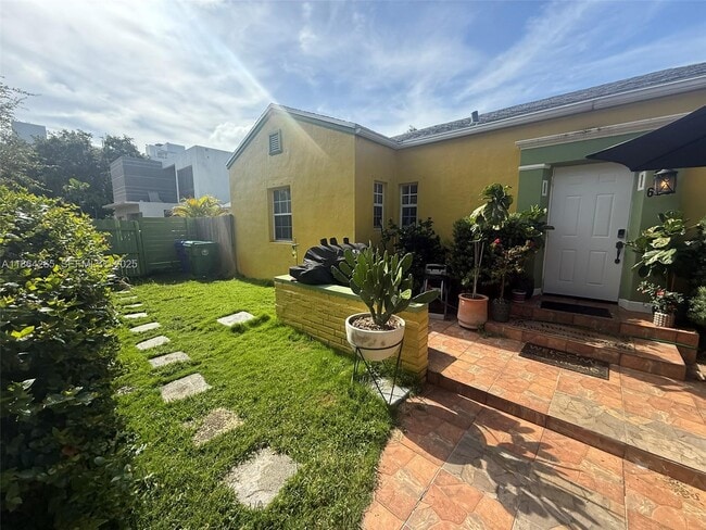 property at 695 NE 81st St