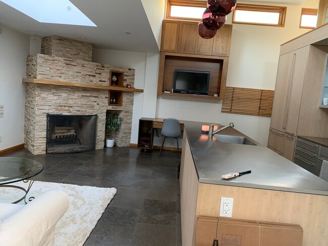 345 Swall S Dr in Beverly Hills, CA - Building Photo - Building Photo