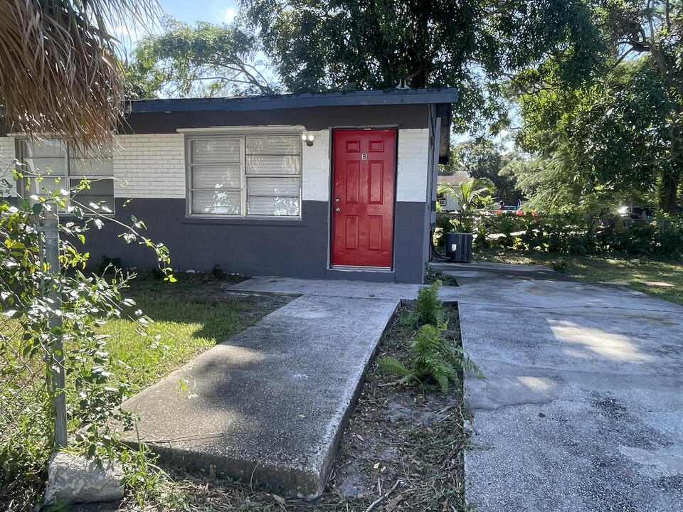 2201 Ave G in Fort Pierce, FL - Building Photo