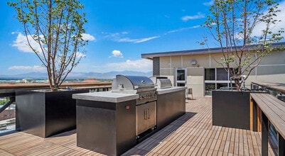 360 W 200 S in Salt Lake City, UT - Foto de edificio - Building Photo