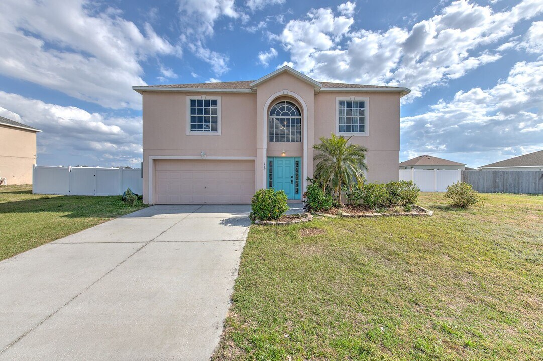 169 Vista View Ave in Eagle Lake, FL - Building Photo