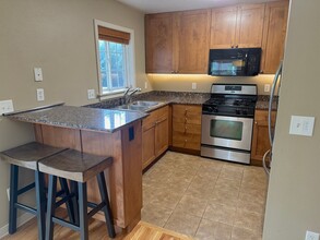 408 Village Ln in Boise, ID - Building Photo - Building Photo