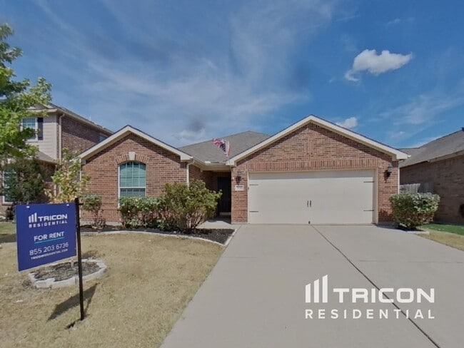 property at 2738 Phillips St