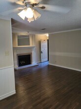 2010 Cloisters Dr in Arlington, TX - Building Photo - Building Photo