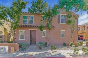 451 S Hawes Rd in Mesa, AZ - Building Photo