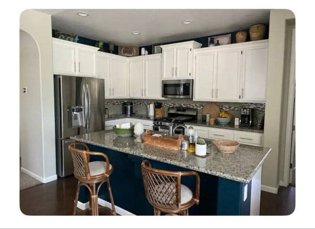 2344 Canyon Creek Trail in Olivehurst, CA - Foto de edificio - Building Photo