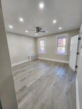 62 Harvey St in New Brunswick, NJ - Foto de edificio - Building Photo