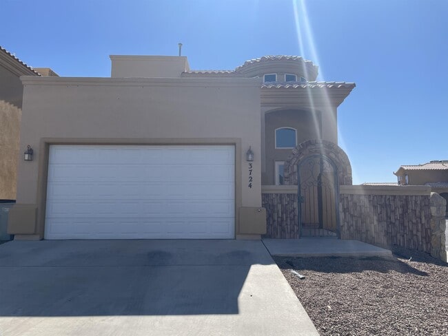 property at 3724 Coco Palm Dr