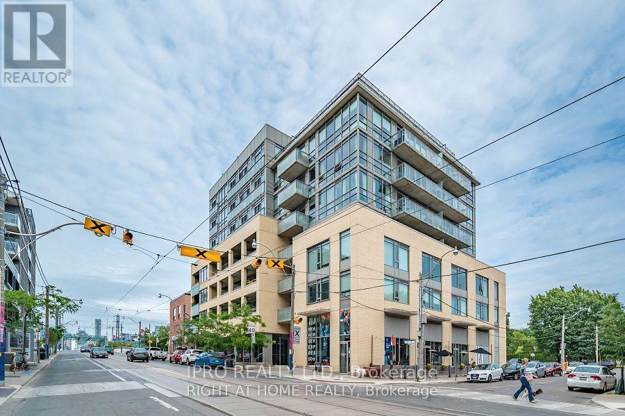 630-630 Queen St E in Toronto, ON - Building Photo