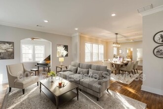 2115 Hallwood Dr in Memphis, TN - Building Photo - Building Photo