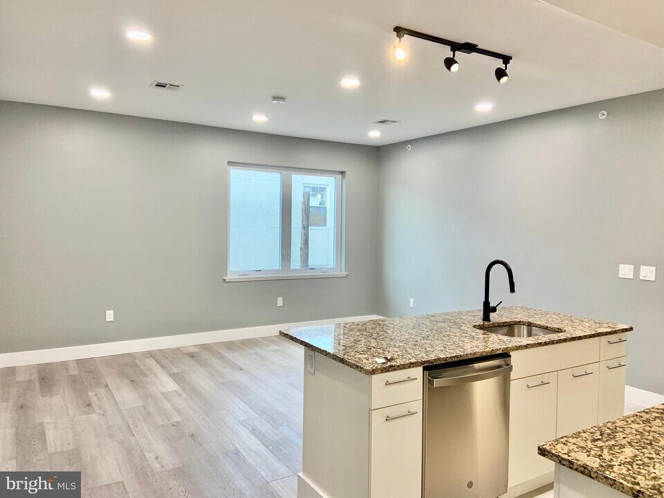 1816 Germantown Ave Photo
