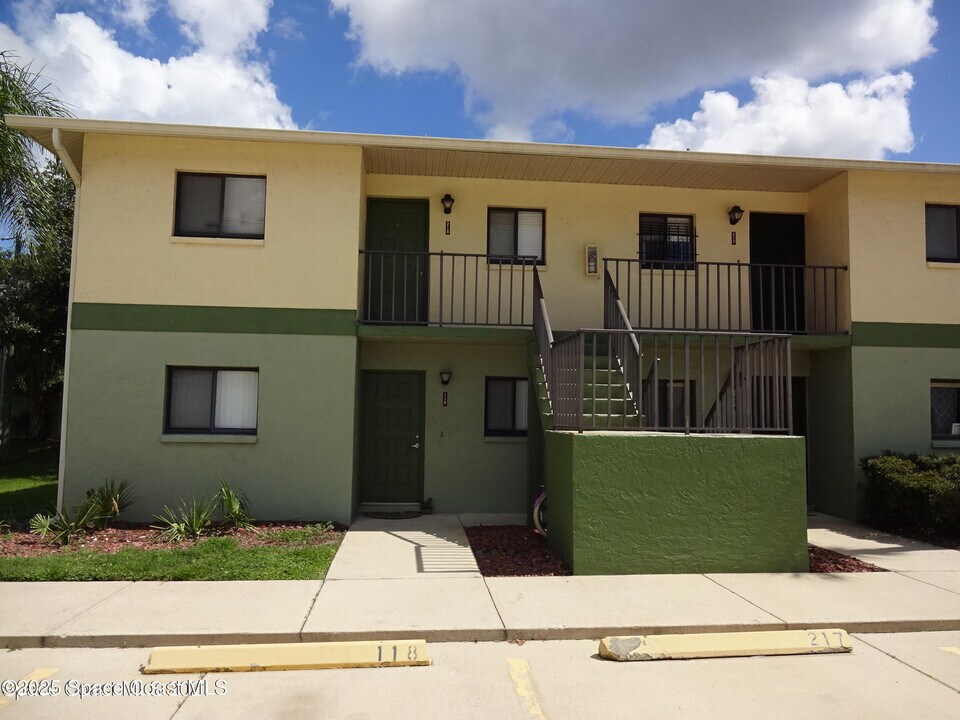 1720 Murrell Rd in Rockledge, FL - Building Photo
