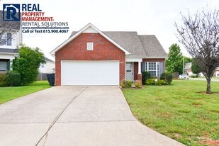 2071 Sparco Cir in Murfreesboro, TN - Building Photo