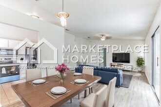 1533 Kingfisher Ln N in Jacksonville, FL - Building Photo - Building Photo