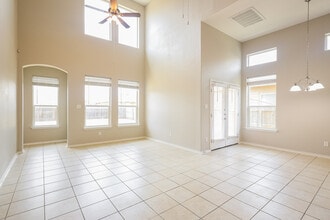 8422 Buckhorn Parke in San Antonio, TX - Building Photo - Building Photo