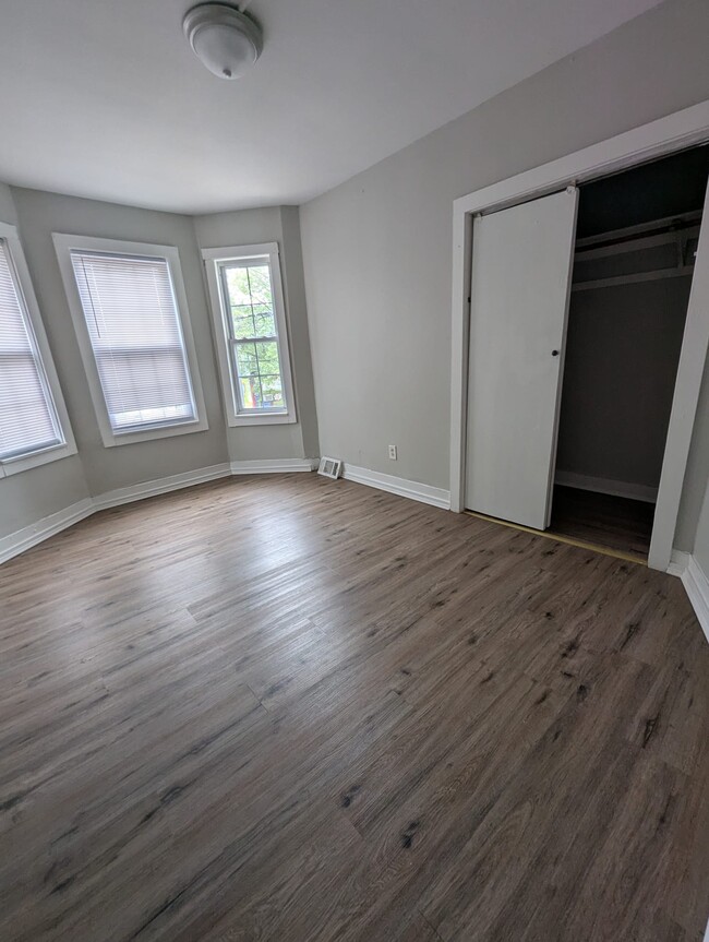 188 James St, Unit 3 in New Haven, CT - Building Photo - Building Photo
