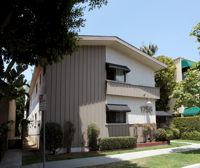 1755 E 1st St in Long Beach, CA - Building Photo - Building Photo