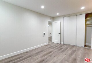 942 7th St in Santa Monica, CA - Building Photo - Building Photo