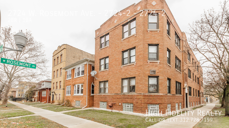 2724 W Rosemont Ave in Chicago, IL - Building Photo