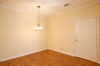 380 Marshland Rd in Hilton Head Island, SC - Building Photo - Building Photo