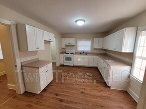 5739 Main St in Mount Jackson, VA - Building Photo - Building Photo