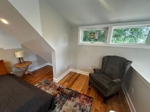209 Azalea Dr, Unit A 1 BR in Charlottesville, VA - Building Photo - Building Photo