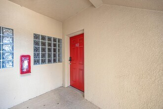 9516 Amberdale Ct in Riverview, FL - Building Photo - Building Photo