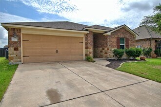 16724 Ruggio Rd in Pflugerville, TX - Building Photo - Building Photo