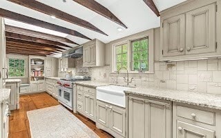 60 Washington St in Sherborn, MA - Building Photo - Building Photo