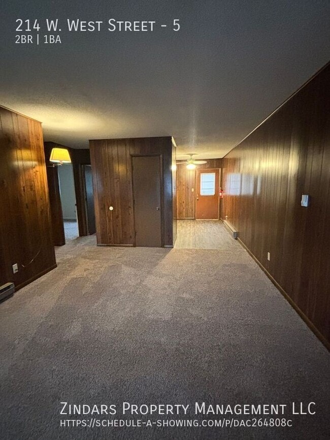 214 W West St