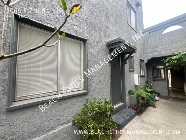 1066 E 7th St in Long Beach, CA - Building Photo - Building Photo
