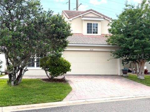 939 Glen Abbey Cir